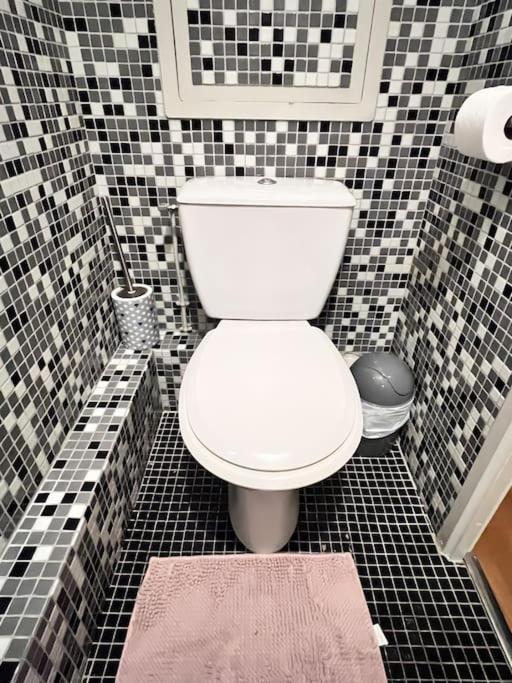 Apartament Cozy Haven Near Paris La Defense Grande Arche Courbevoie Zewnętrze zdjęcie